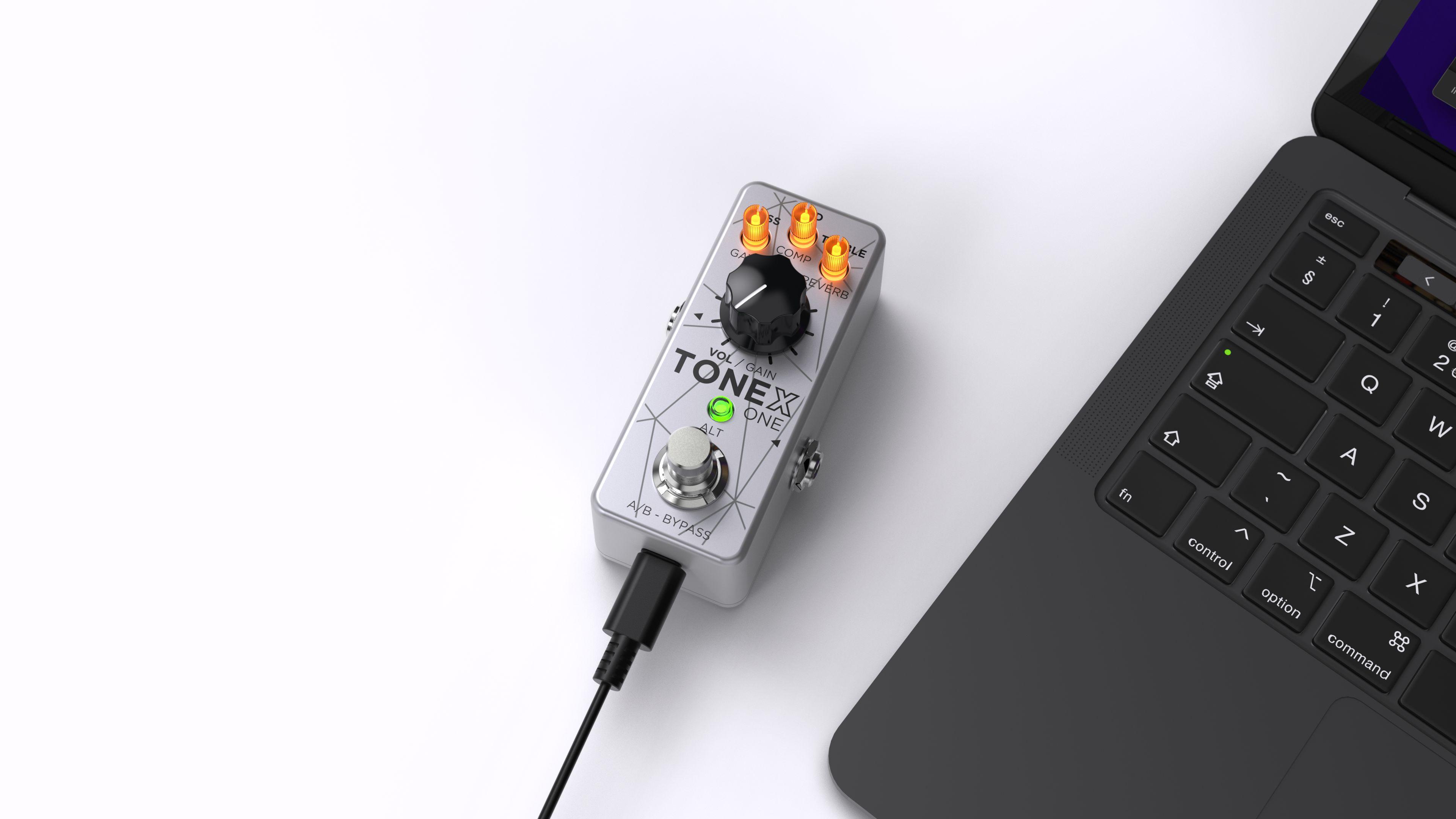 IK MultiMedia TONEX ONE Bass Edition Machine Modelling Pedal in